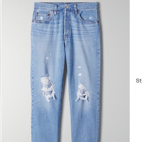 Aritzia x Levi’s 501 Crop Jeans - Picture 6 of 9
